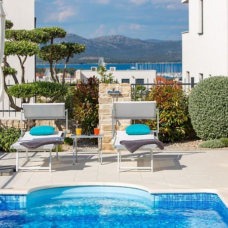 Luxury Apartment Hyperion With Private Pool And Garden Murter Kültér fotó
