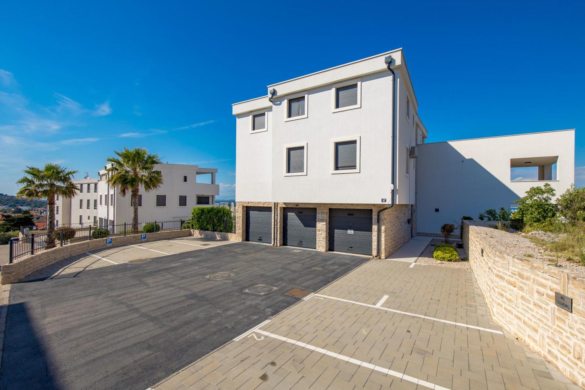 Luxury Apartment Hyperion With Private Pool And Garden Murter Kültér fotó